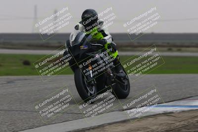 media/Nov-30-2025-TrackDaz (Sun) [[d8b22663df]]/A Group/Session 4 (Wheelie Bump)/